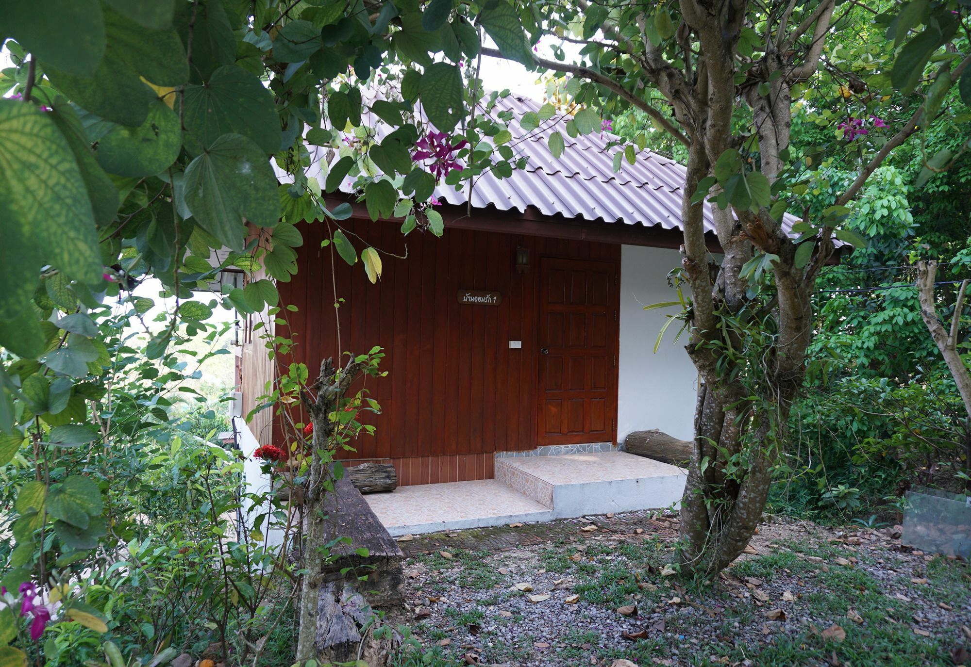 Settee Homestay Nan Exterior photo