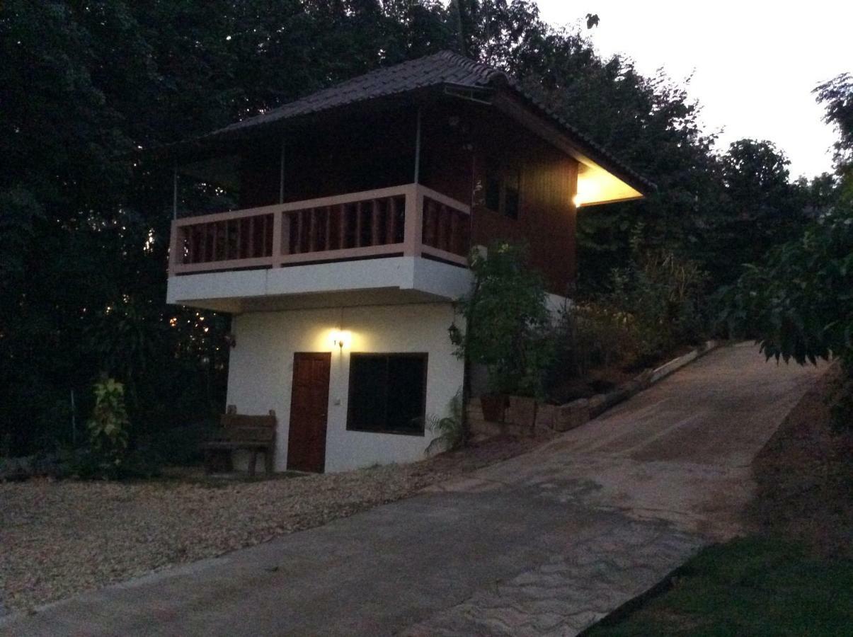 Settee Homestay Nan Exterior photo