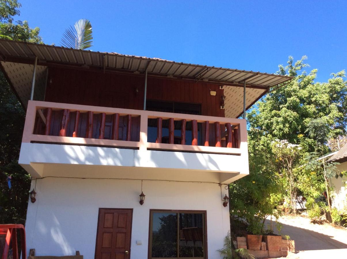 Settee Homestay Nan Exterior photo